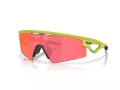 Oakley Sphaera Strike OO 9531 06 137 Men, Women sunglasses