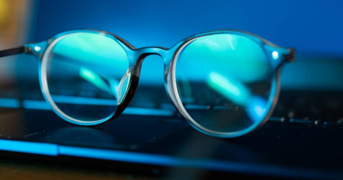 Computer glasses - Why is it important to use them?