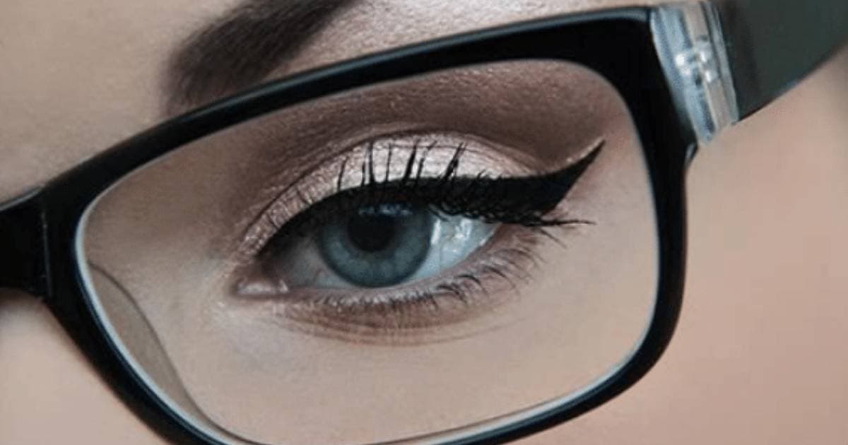 Makeup tips for people with glasses